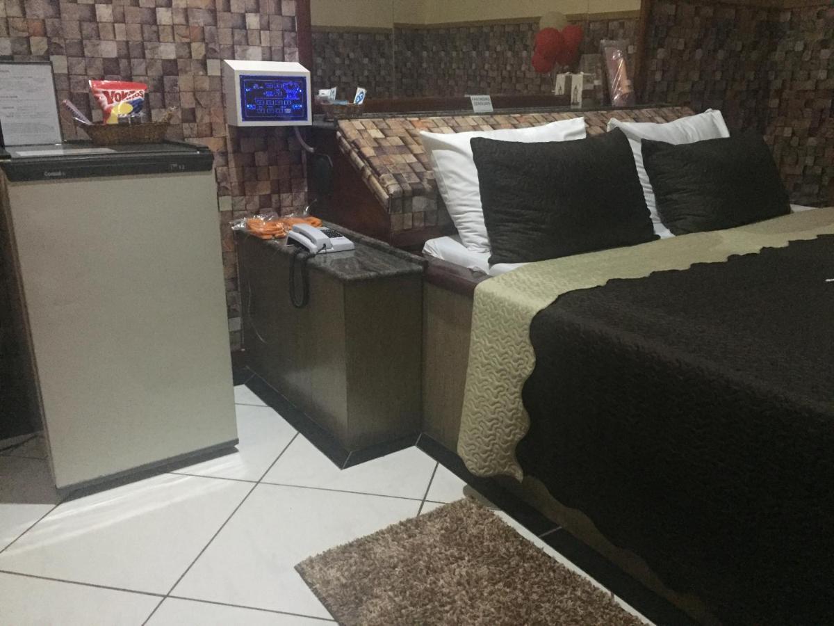 Imperium Inn Motel (Adults Only) Nova Ponte Dış mekan fotoğraf