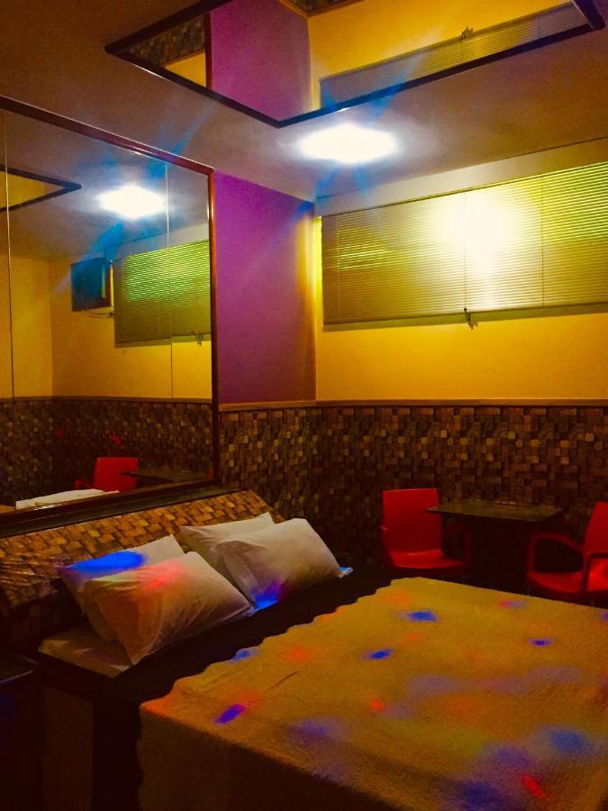 Imperium Inn Motel (Adults Only) Nova Ponte Dış mekan fotoğraf