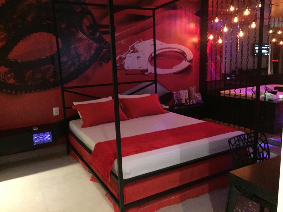 Imperium Inn Motel (Adults Only) Nova Ponte Dış mekan fotoğraf