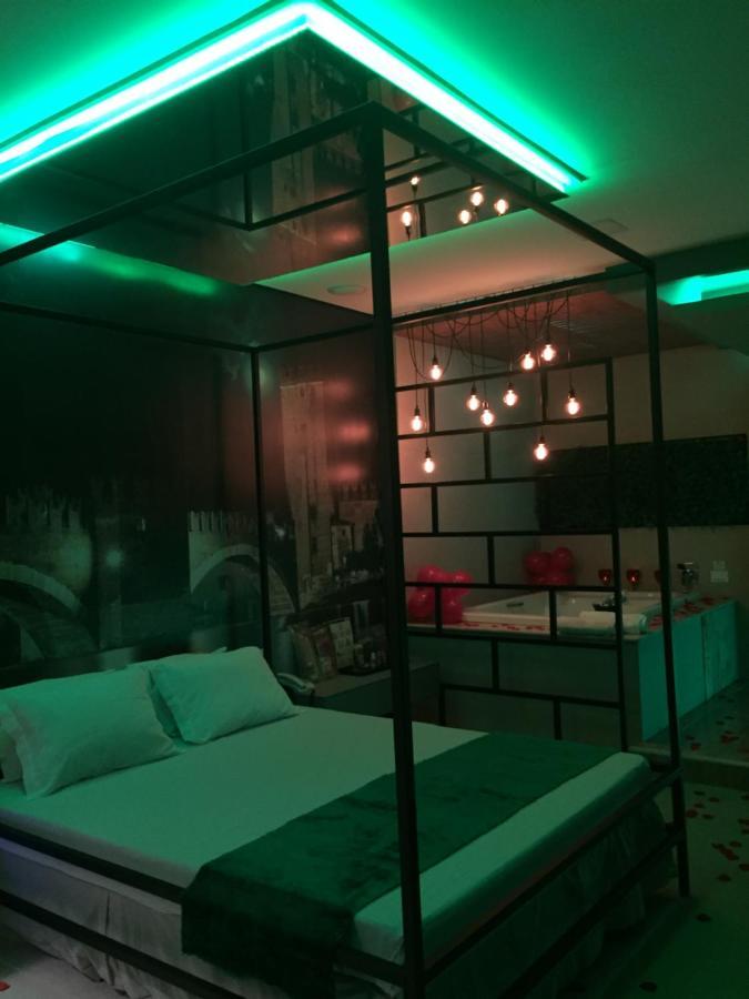 Imperium Inn Motel (Adults Only) Nova Ponte Dış mekan fotoğraf
