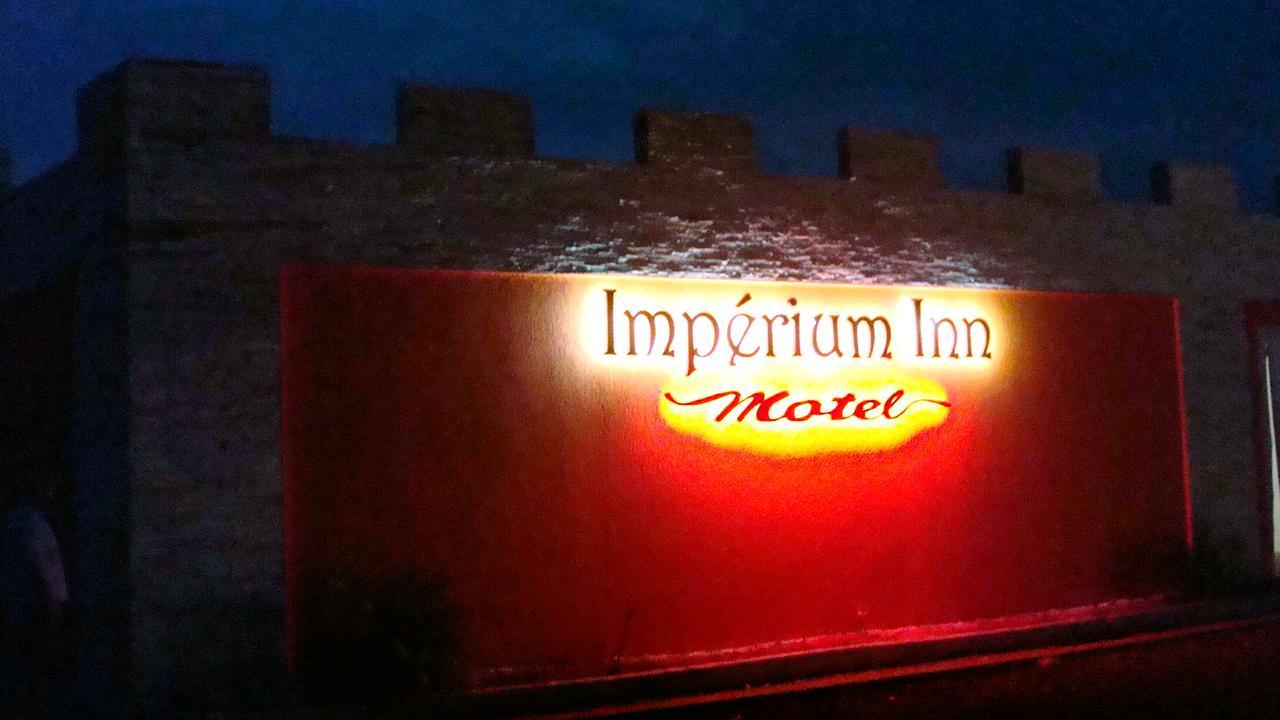 Imperium Inn Motel (Adults Only) Nova Ponte Dış mekan fotoğraf