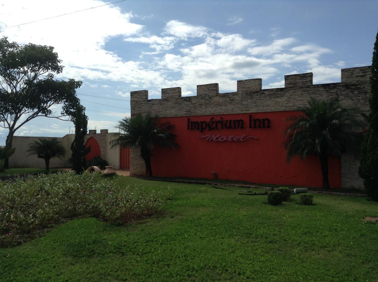 Imperium Inn Motel (Adults Only) Nova Ponte Dış mekan fotoğraf